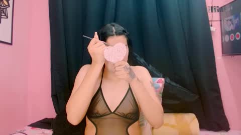 Snapshot of crystal420_ chatting on November 16, 4:18 am Instagram cristal espinosa1 online show from November 16, 4:18 am