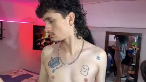 Snapshot of crystal5358 chatting on February 6, 9:12 am crystal5358 online show from February 6, 9:12 am