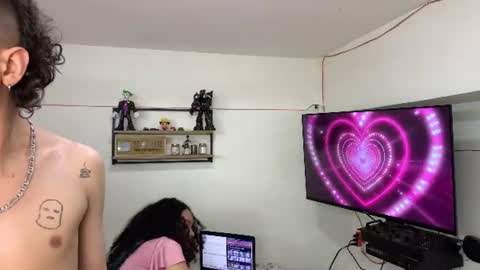 Snapshot of crystal5358 chatting on June 15, 8:38 am crystal5358 online show from June 15, 8:38 am