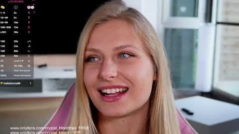 Snapshot of crystal_blond chatting on March 24, 5:07 pm Crystal online show from March 24, 5:07 pm