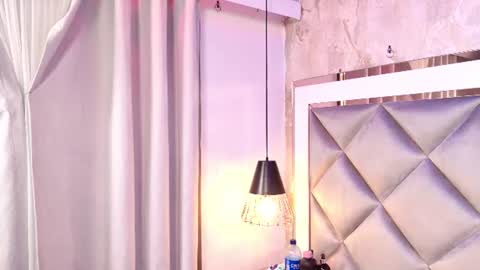 crystal_gilton online show from June 22, 7:11 pm