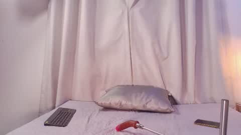 crystal_gilton online show from July 1, 7:13 pm