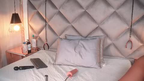 crystal_gilton online show from July 28, 7:39 pm