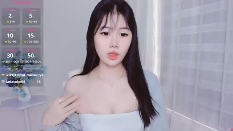 crystal_lea online show from October 22, 1:39 am
