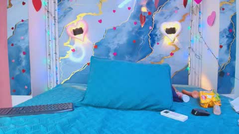 crystal online show from February 16, 7:21 pm