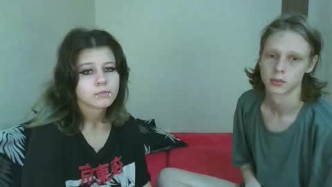 Crystal and Marcl online show from October 4, 12:58 pm