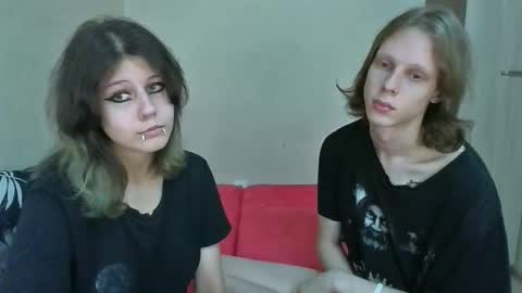 Crystal and Marcl online show from October 17, 10:45 pm