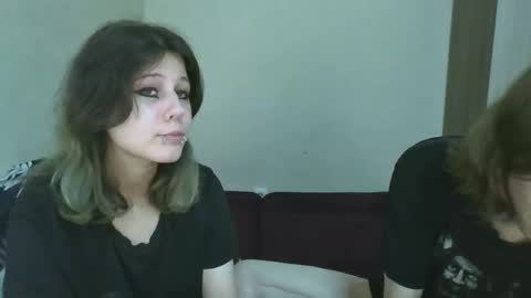 Crystal and Marcl online show from October 18, 10:10 pm