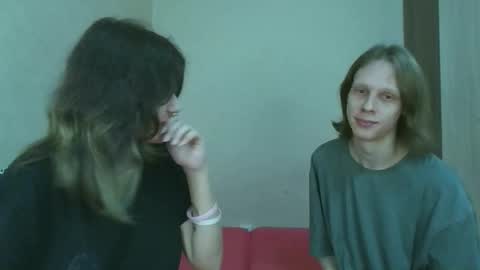 Snapshot of crystal_porn_love chatting on November 23, 11:59 pm Crystal and Marcl online show from November 23, 11:59 pm