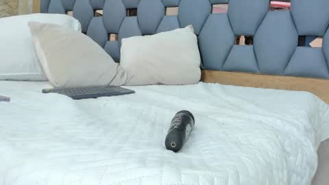 Snapshot of crystal_sm chatting on November 12, 3:12 pm crystal_sm online show from November 12, 3:12 pm