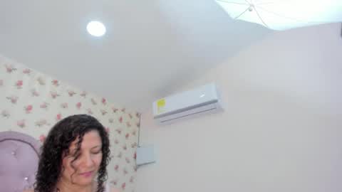 Milf Latina online show from May 29, 2:15 pm