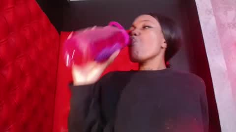 Crystal online show from November 18, 11:59 pm