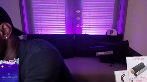 crystalclearstud online show from February 16, 12:18 am