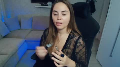 Snapshot of crystalemily chatting on June 8, 7:03 pm crystalemily online show from June 8, 7:03 pm