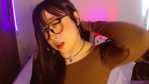 Snapshot of crystalitesq chatting on May 31, 1:51 pm Olivia online show from May 31, 1:51 pm