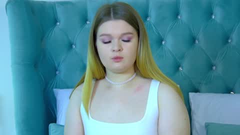 Crystal online show from January 18, 6:03 am