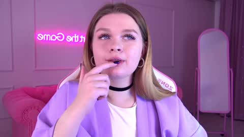 Crystal online show from January 30, 3:40 pm