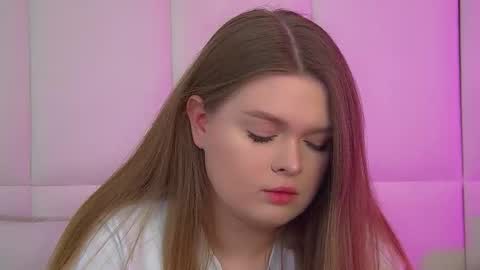 Crystal online show from March 9, 6:23 pm