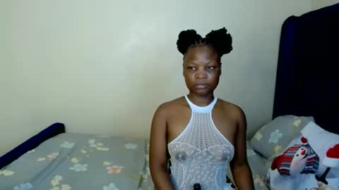 crystalxebony online show from March 14, 7:36 am