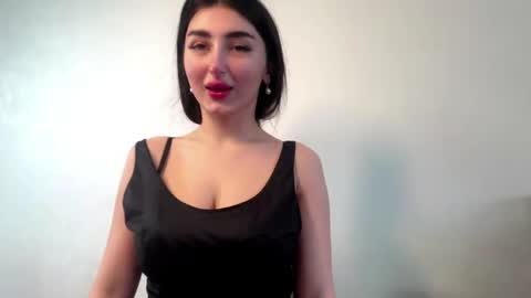Snapshot of crystlepipkins chatting on May 21, 6:42 am Diana online show from May 21, 6:42 am