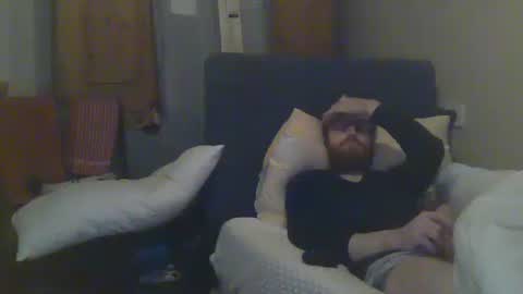 Snapshot of cs014g8493 chatting on December 12, 12:59 am chris online show from December 12, 12:59 am