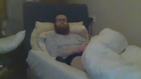 Snapshot of cs014g8493 chatting on March 4, 12:07 am chris online show from March 4, 12:07 am