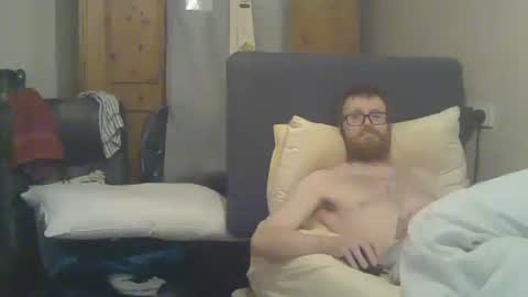 Snapshot of cs014g8493 chatting on September 10, 11:38 pm chris online show from September 10, 11:38 pm