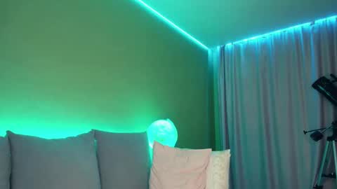 Alexia online show from January 12, 2:19 pm