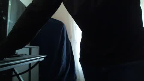 cuddlebeardeluxe online show from October 28, 1:25 pm