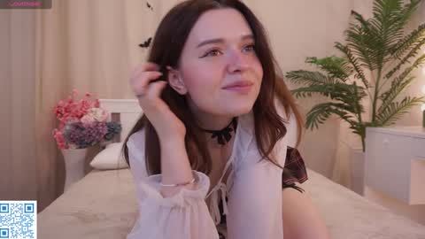 Snapshot of cuddlebyyou chatting on November 9, 3:10 pm Ellie online show from November 9, 3:10 pm