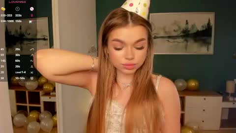 Silvia online show from May 3, 7:14 am