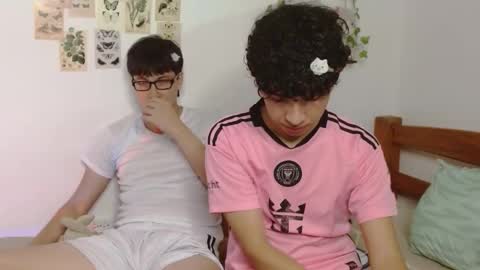 cuddly_and_jinx online show from March 8, 8:01 pm