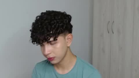 Cuddly online show from February 6, 2:33 am