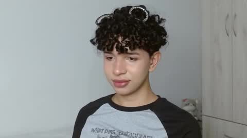 Cuddly online show from February 25, 4:31 pm