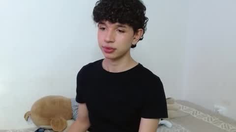 Cuddly online show from January 18, 6:39 am