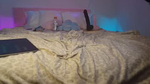 Snapshot of cult_barbie93 chatting on June 25, 5:12 am Cult Barbie online show from June 25, 5:12 am