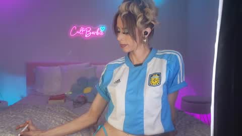 Snapshot of cult_barbie93 chatting on July 12, 5:20 am Cult Barbie online show from July 12, 5:20 am