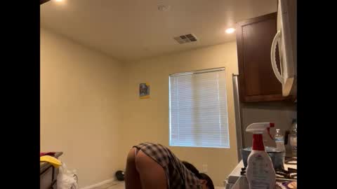 cum2charmxx online show from September 27, 3:17 pm