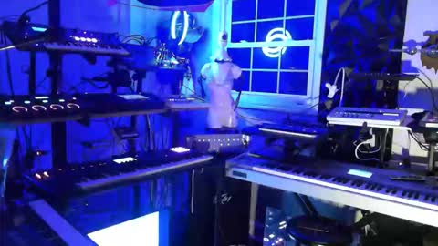 cum4me2i812 online show from February 7, 4:49 am