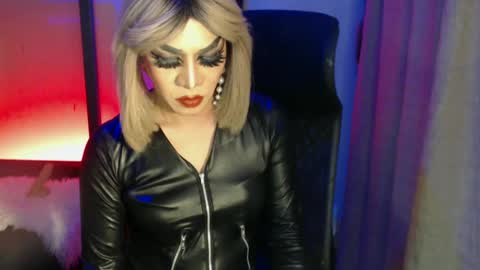 Snapshot of cum_4youbaby chatting on February 28, 10:06 pm CUMMELA SLUTI online show from February 28, 10:06 pm