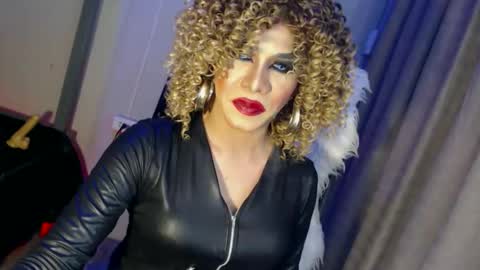 Snapshot of cum_4youbaby chatting on February 24, 3:32 pm CUMMELA SLUTI online show from February 24, 3:32 pm