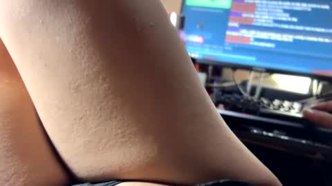 im KIM new girl to spoil online show from February 15, 11:50 am