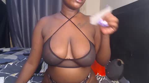 Snapshot of cum_central chatting on February 10, 6:24 pm cum_central online show from February 10, 6:24 pm