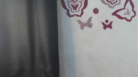Snapshot of cum_coco_sweet chatting on June 14, 1:47 am Coco sweet online show from June 14, 1:47 am