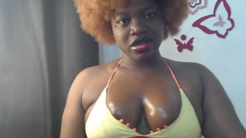 Snapshot of cum_coco_sweet chatting on July 12, 1:29 am Coco sweet online show from July 12, 1:29 am