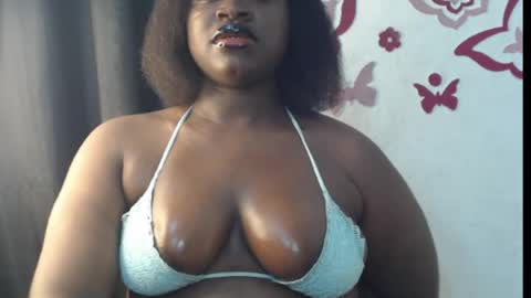 Snapshot of cum_coco_sweet chatting on July 31, 4:50 pm Coco sweet online show from July 31, 4:50 pm