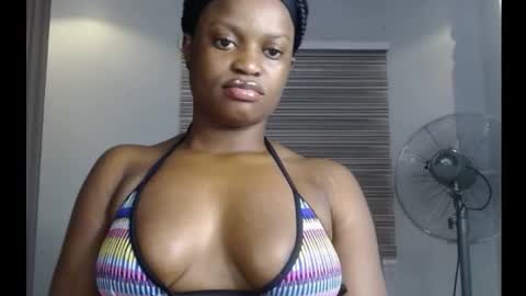 Snapshot of cum_ebony_petitxx chatting on September 19, 7:32 am cath online show from September 19, 7:32 am