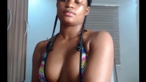 Snapshot of cum_ebony_petitxx chatting on September 24, 7:33 am cath online show from September 24, 7:33 am