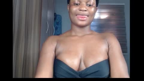 Snapshot of cum_ebony_petitxx chatting on October 18, 7:20 am cath online show from October 18, 7:20 am
