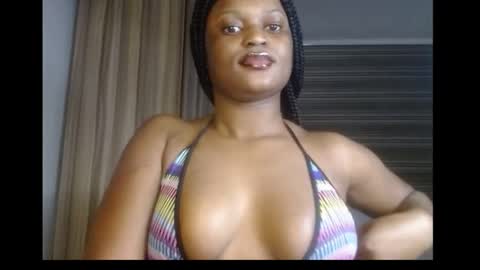 Snapshot of cum_ebony_petitxx chatting on October 31, 11:28 pm cath online show from October 31, 11:28 pm